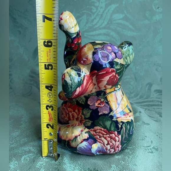 Collectible elephant trunk up for good luck. Vintage La Vie Safari, collage. - Picture 8 of 10